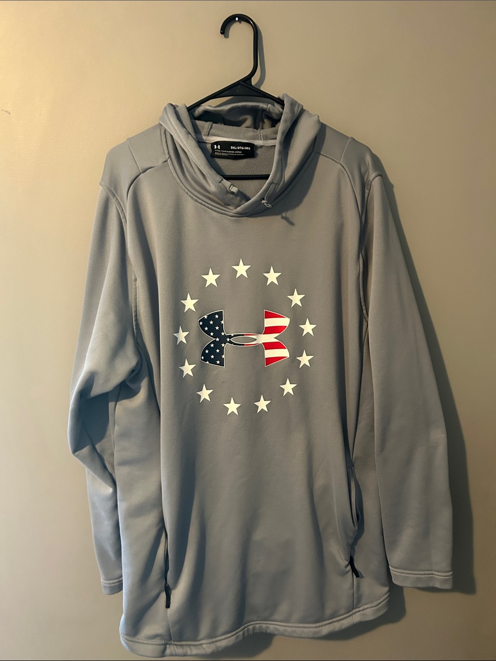 Under Armour Men’s Gray Hooded Performance Pullover with USA Logo-XXXL
